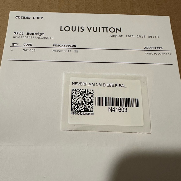 Louis Vuitton Neverfull MM - Picture 13 of 16